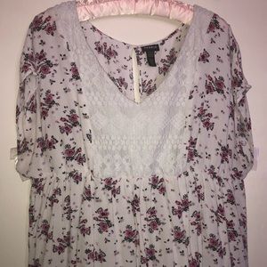 Floral Peasant top with cute back slit